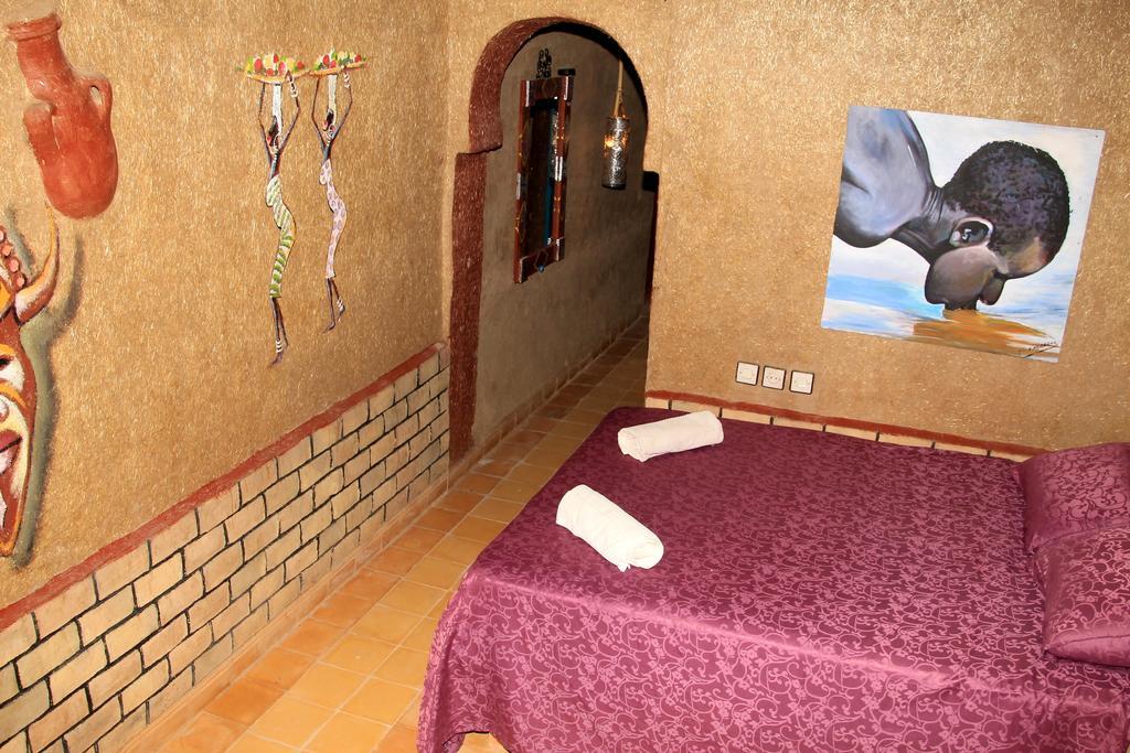Hotel La Gazelle Bleue Merzouga Pokoj fotografie