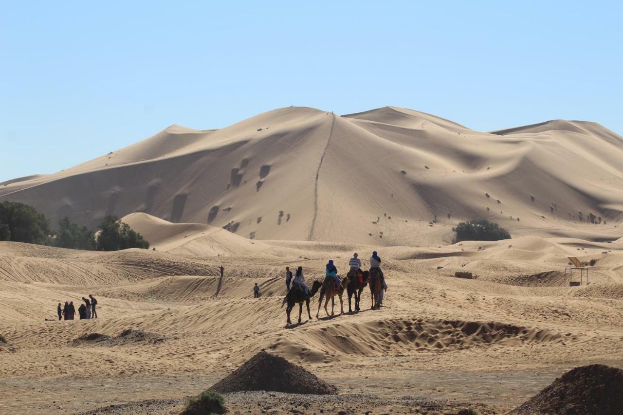 Hotel La Gazelle Bleue Merzouga Exteriér fotografie