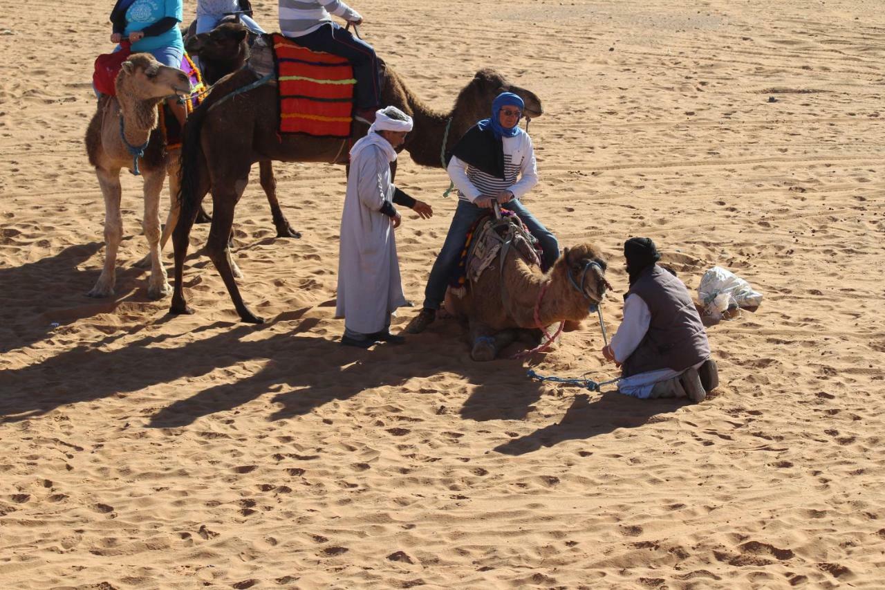 Hotel La Gazelle Bleue Merzouga Exteriér fotografie